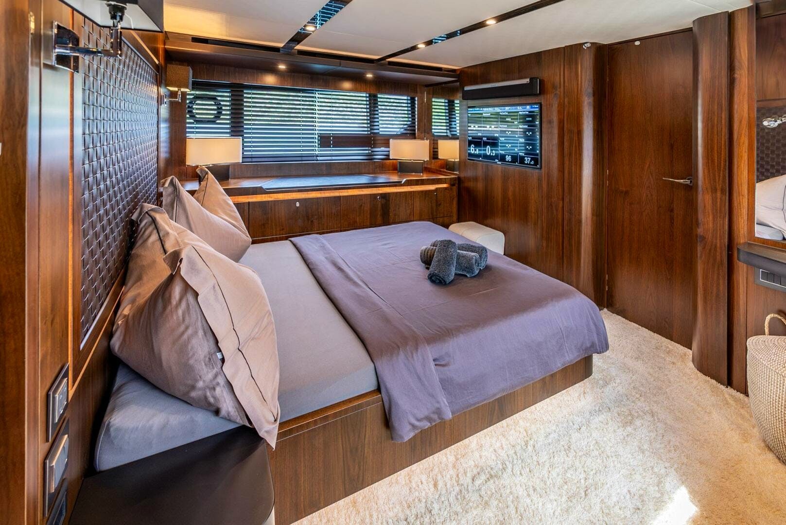 2019 Fairline - Image 19