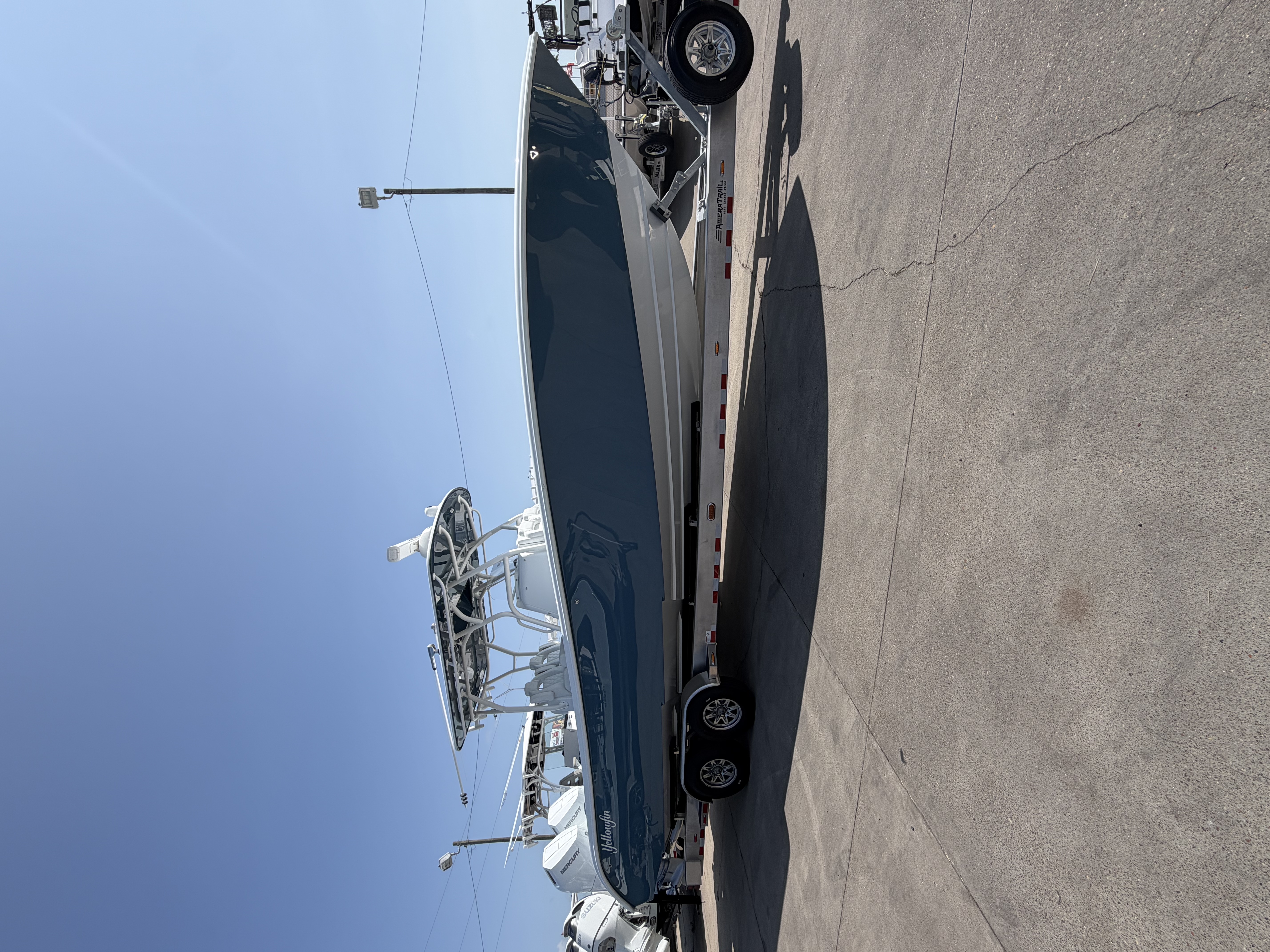 2027 YELLOWFIN 32 OFFSHORE - Image 1
