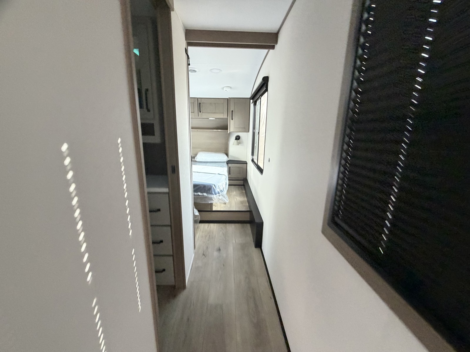 2026 GRAND DESIGN 324MBS - Image 35