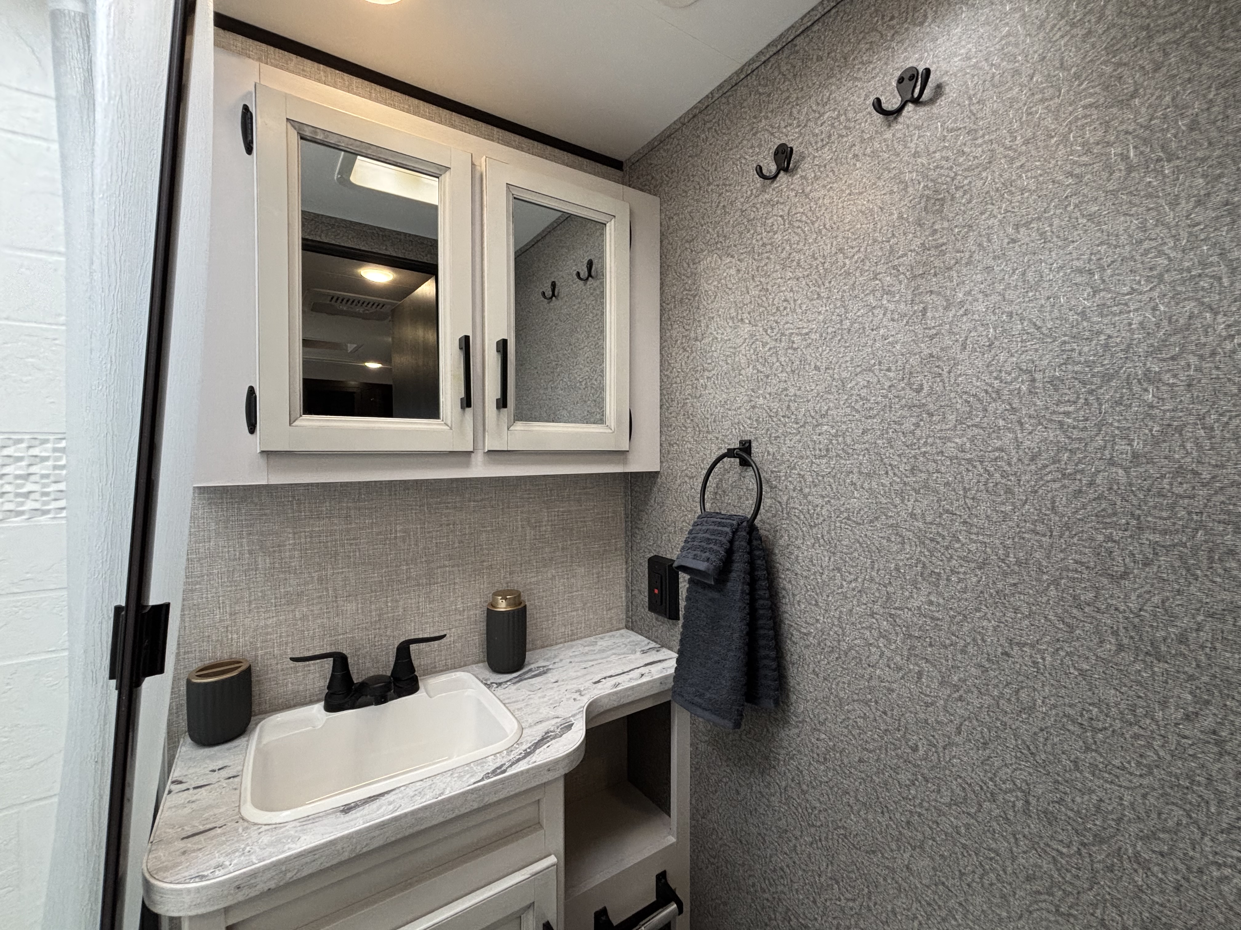 2022 Jayco Jay Feather Micro 171BH - Image 16