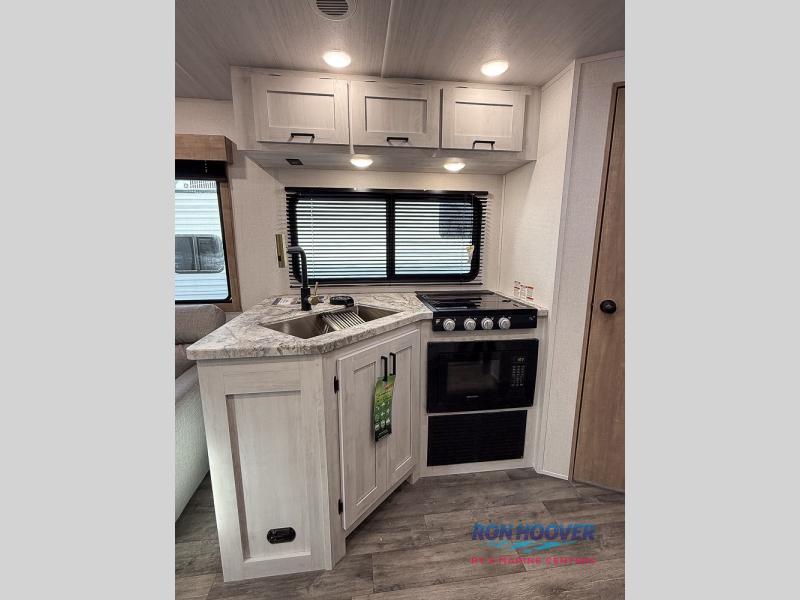 2026 EAST TO WEST 285BH - Image 19