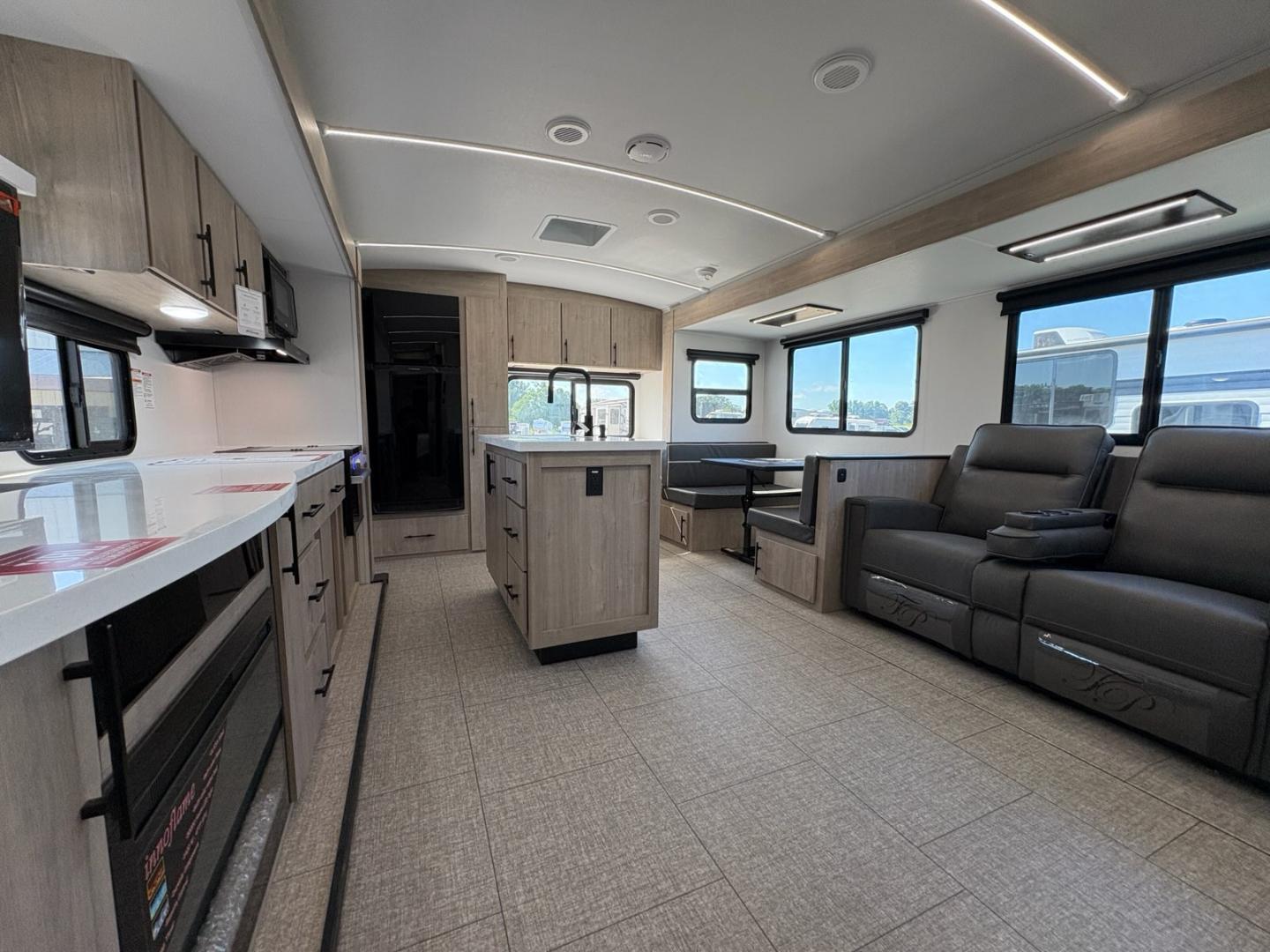 2026 Grand Design Imagine 2670MK - Image 9