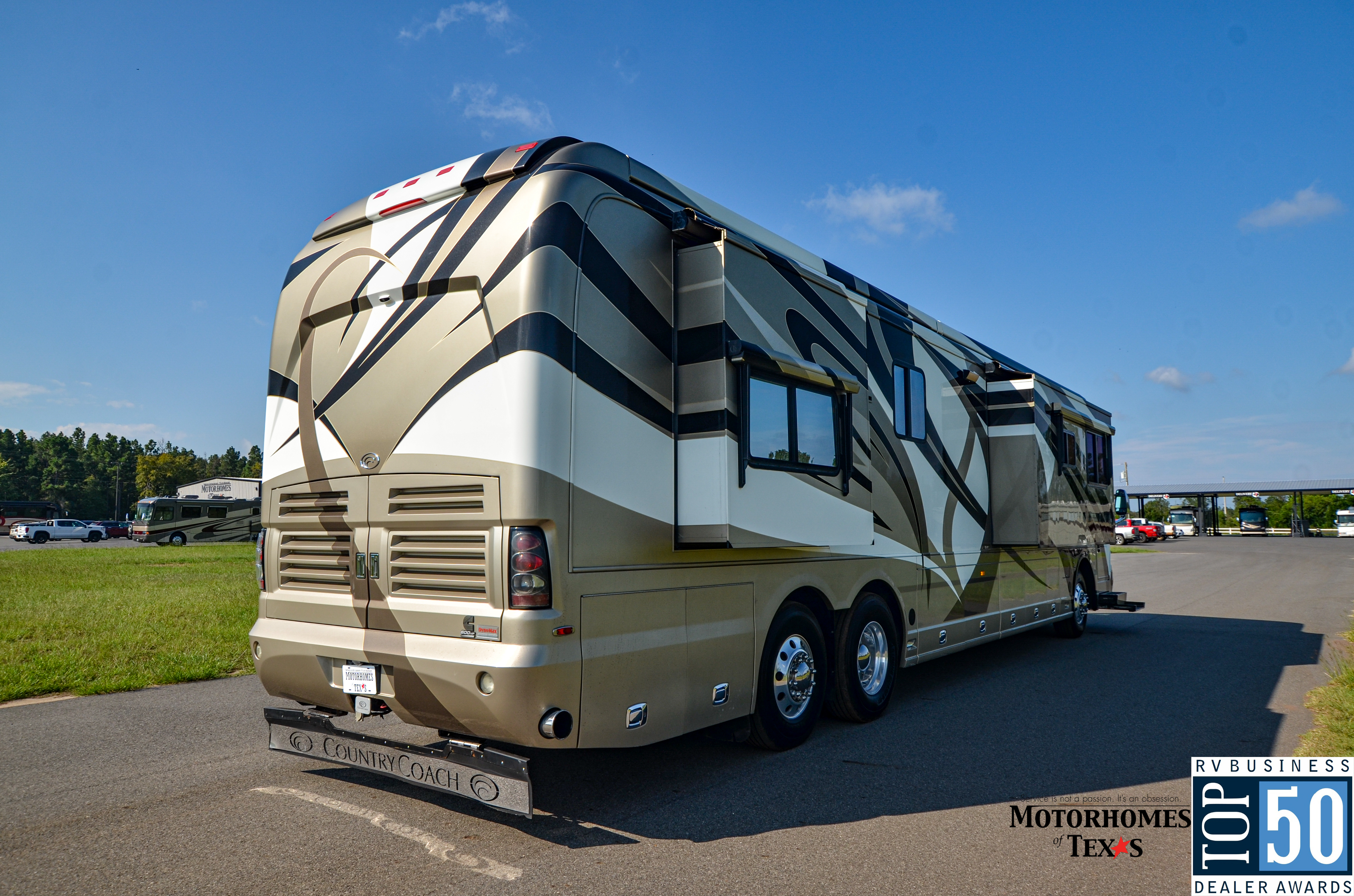 2007 Country Coach Magna  - exterior 32