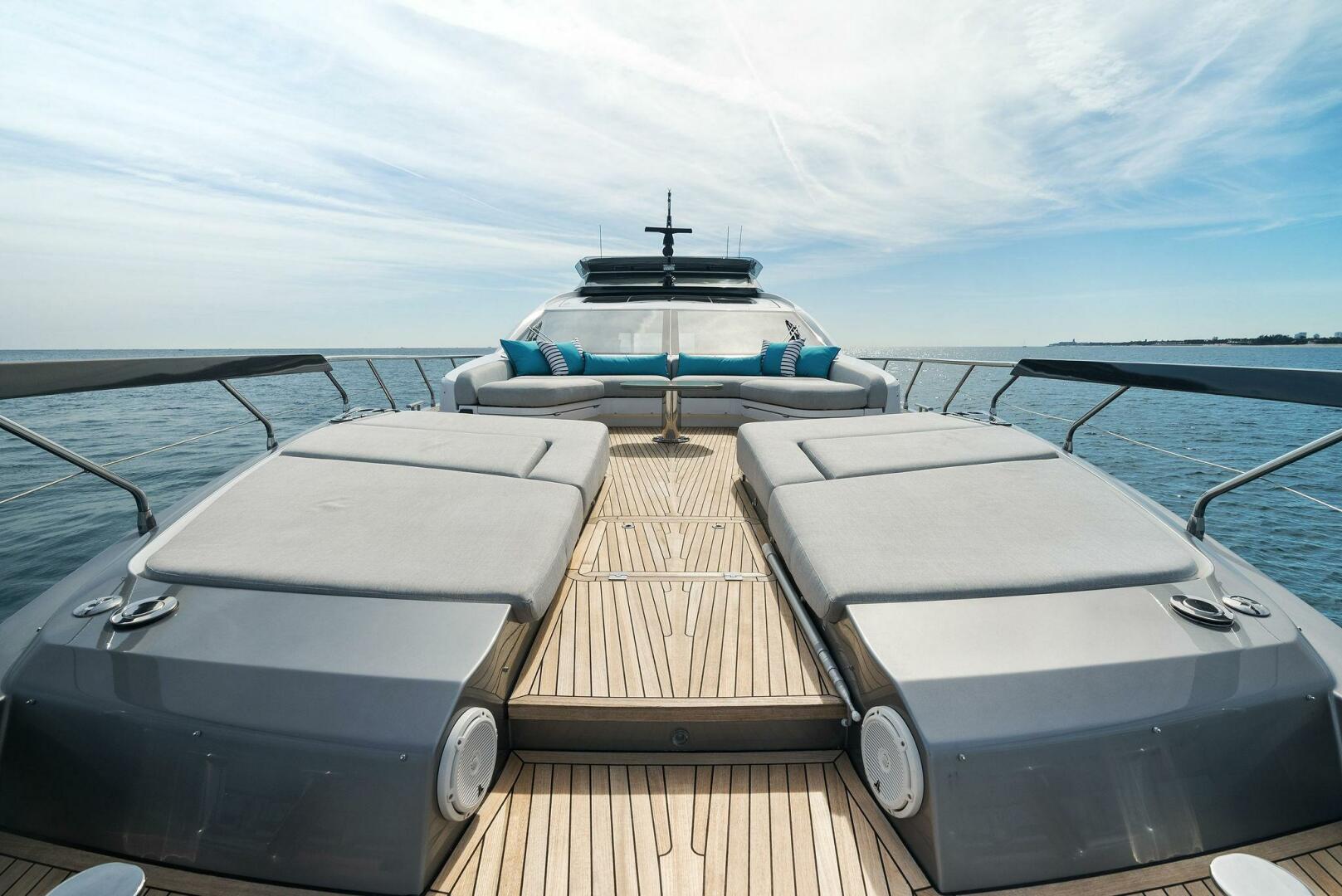 2022 Azimut S8 - Image 15