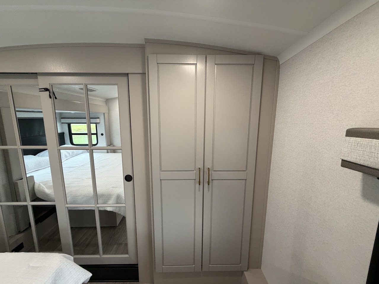 2027 JAYCO NORTH POINT 375TBDB - Image 61