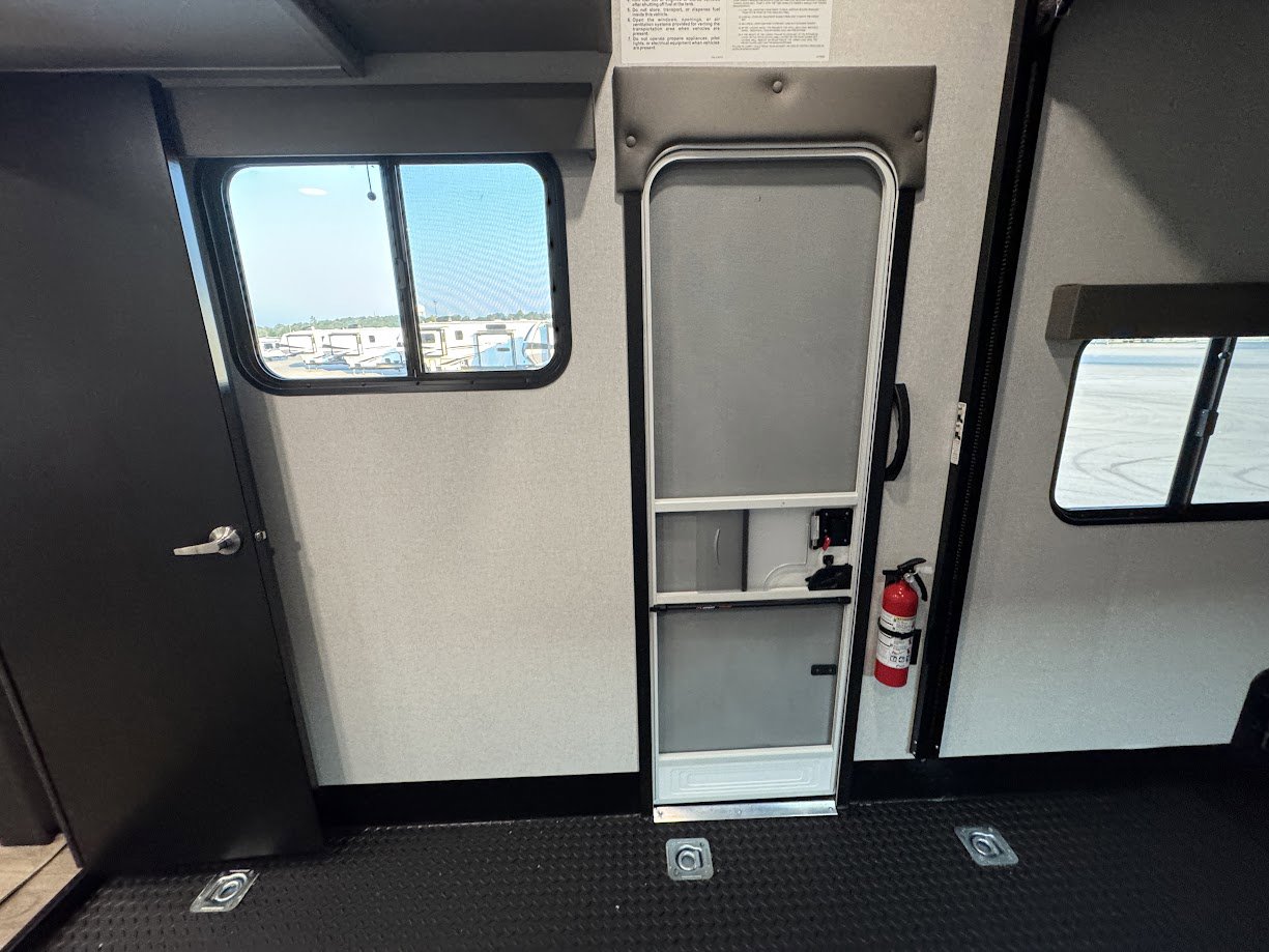 2026 JAYCO SEISMIC 399 - Image 37