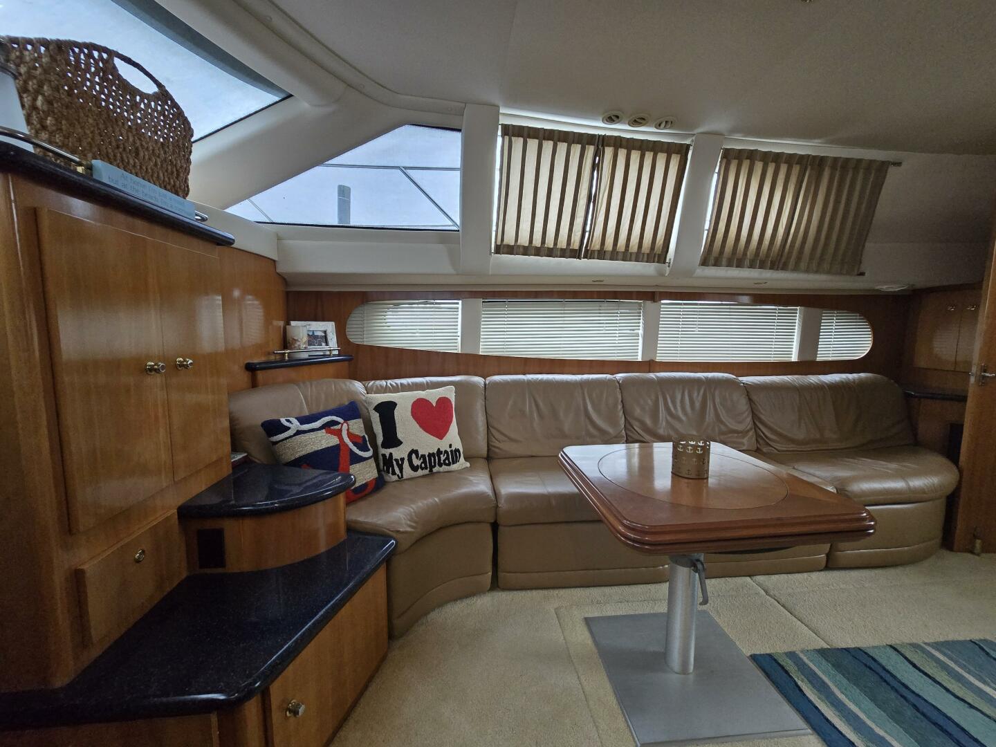 2002 Carver 444 Cockpit Motor Yacht - Image 28