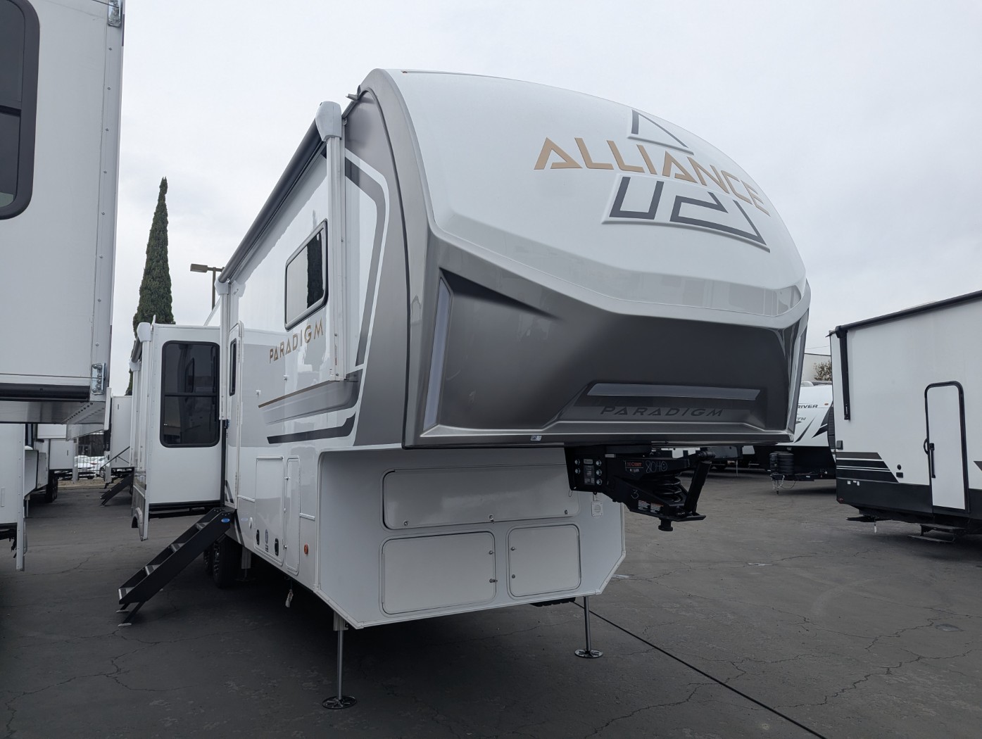2026 Alliance RV Paradigm 312RK - Image 1