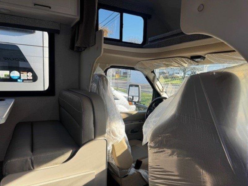 2026 Thor Motor Coach Four Winds Espec 22Z - Image 17