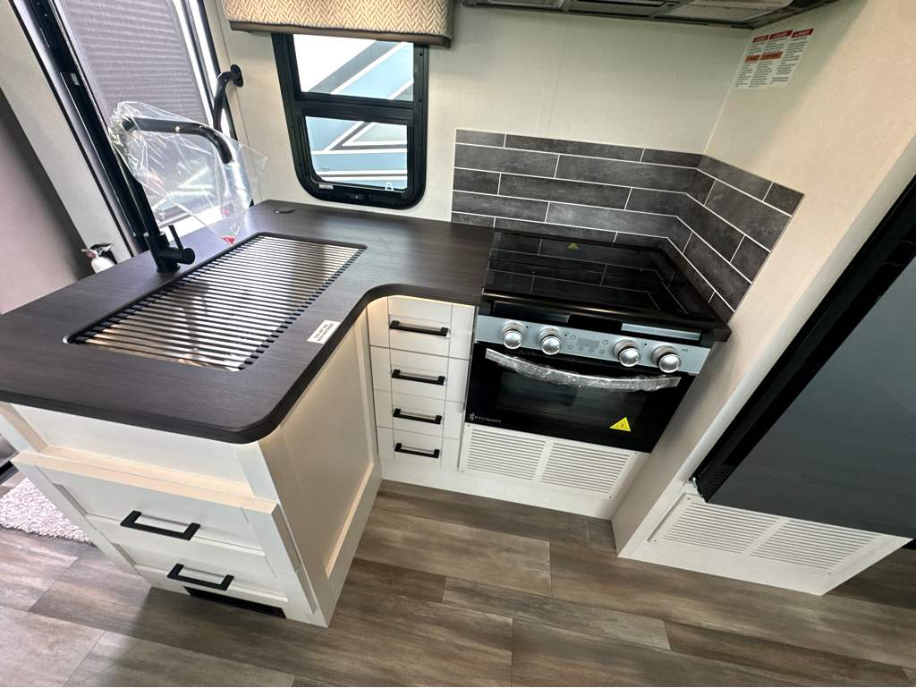 2026 JAYCO GREYHAWK 30Z - Image 17
