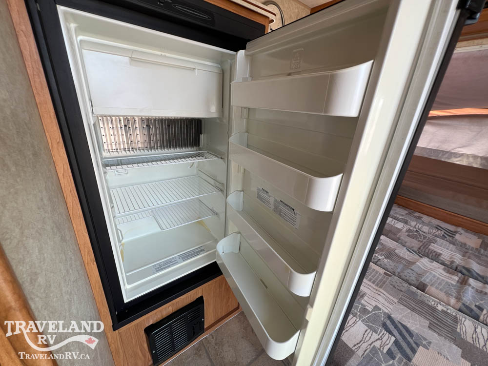 2008 Forest River SURVEYOR SV180T HANDYMAN SPECIAL - Image 12