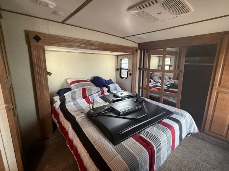 2018 Keystone Laredo 358BP - Image 21