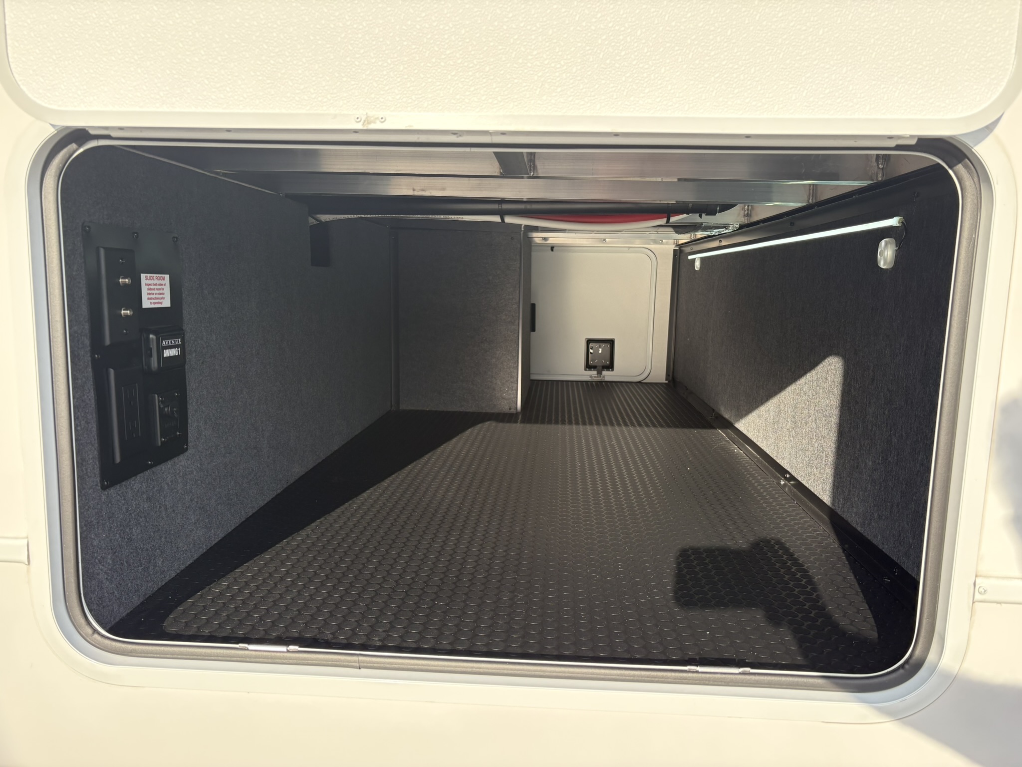 2026 Alliance RV Avenue 23ML - Image 5