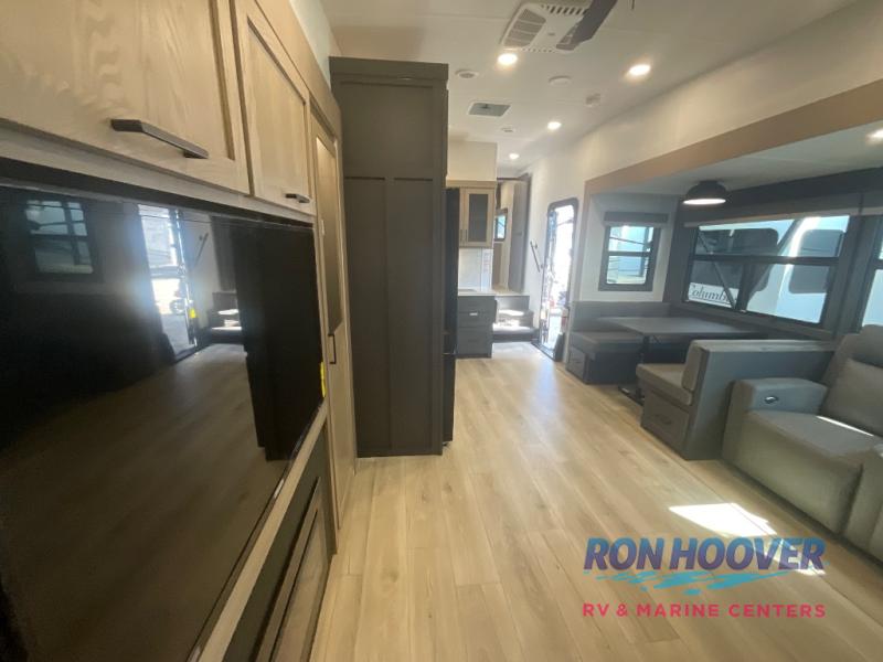 2026 FOREST RIVER 405SBH - Image 35