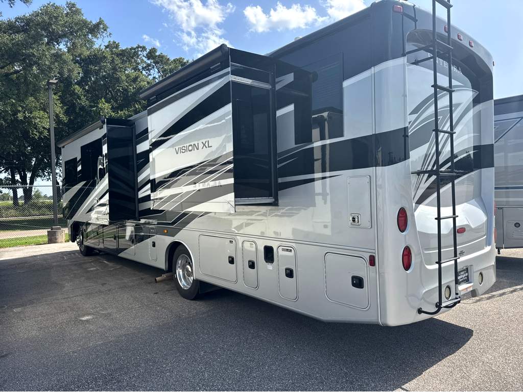 2024 ENTEGRA COACH VISION XL 36A - Image 5