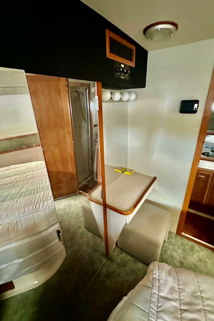 1991 Carver 3807 Aft Cabin - Image 33