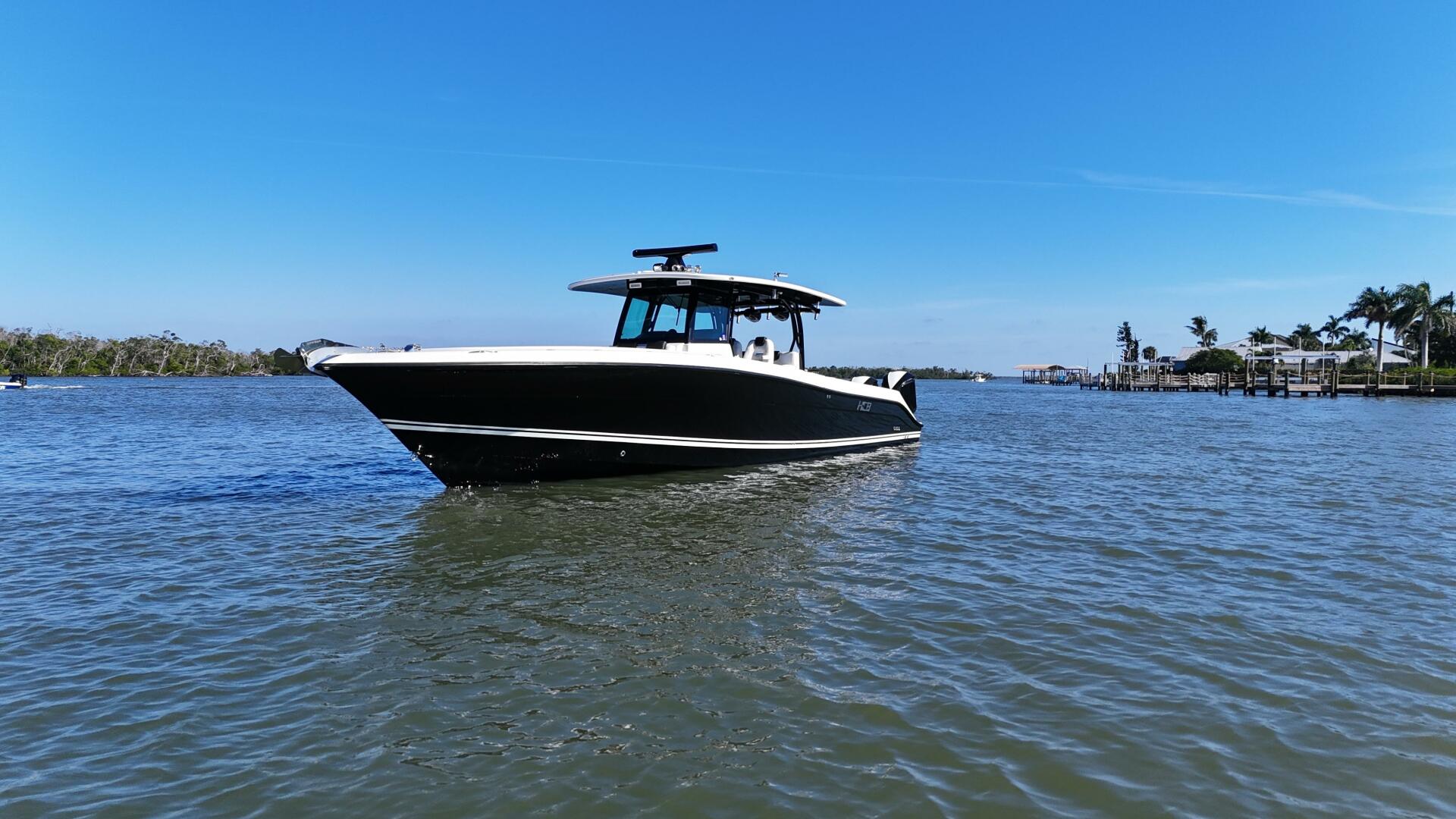 2018 HCB 42 Siesta - Image 5