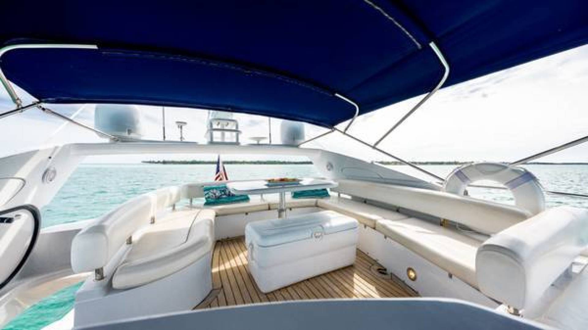 2004 Sunseeker Manhattan - Image 5