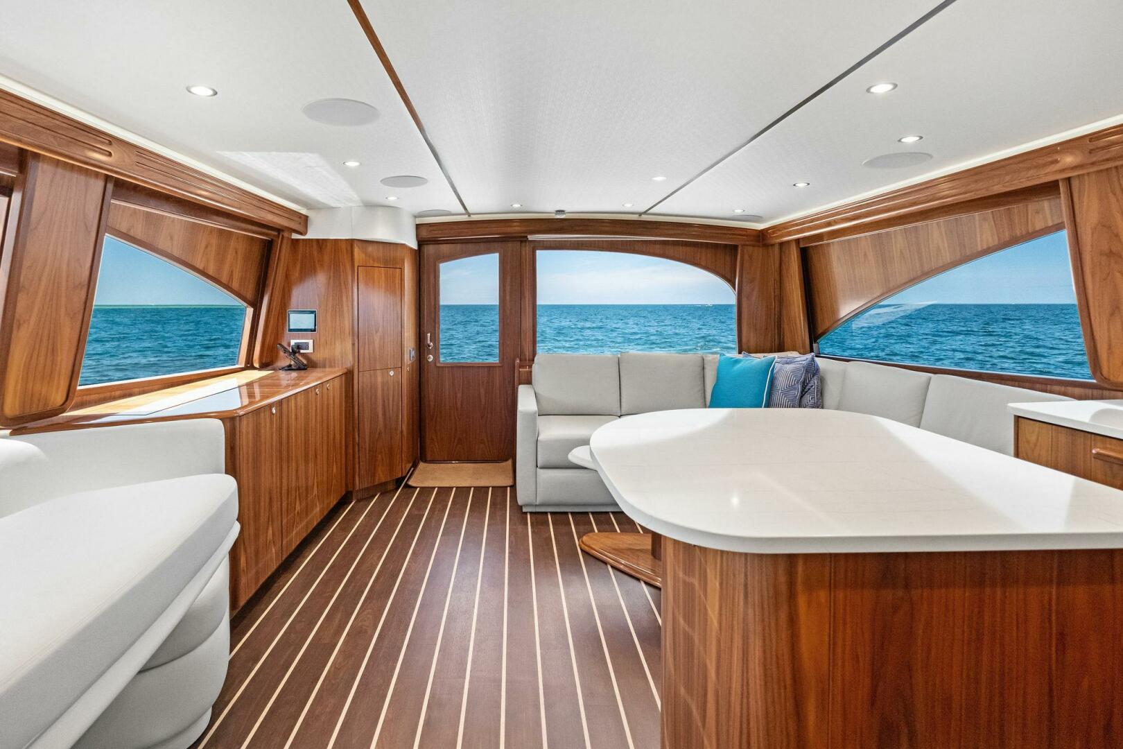 2025 Viking 58 Convertible - Image 3