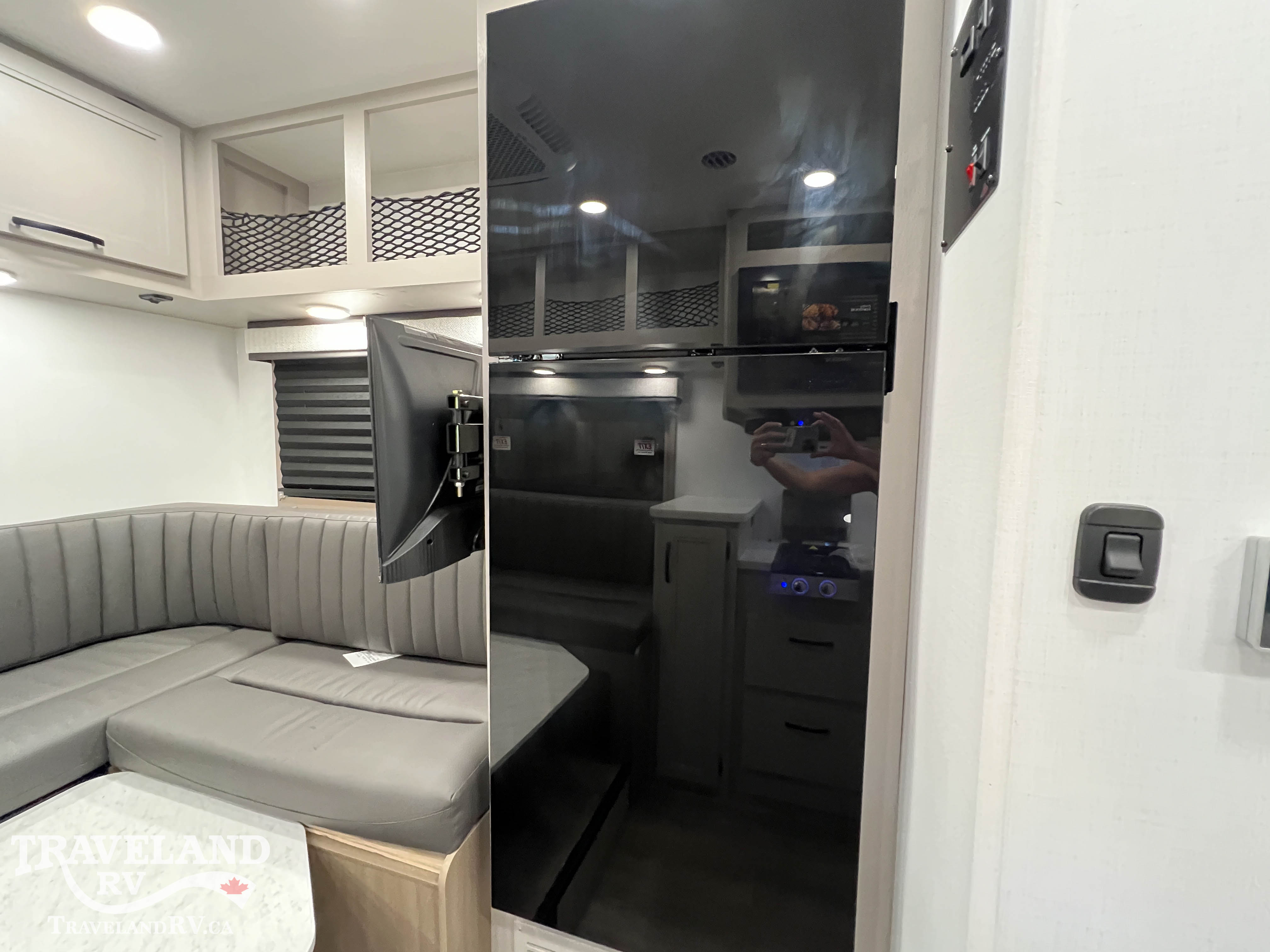 2027 Entegra Coach Odyssey SE 20LF - Image 24