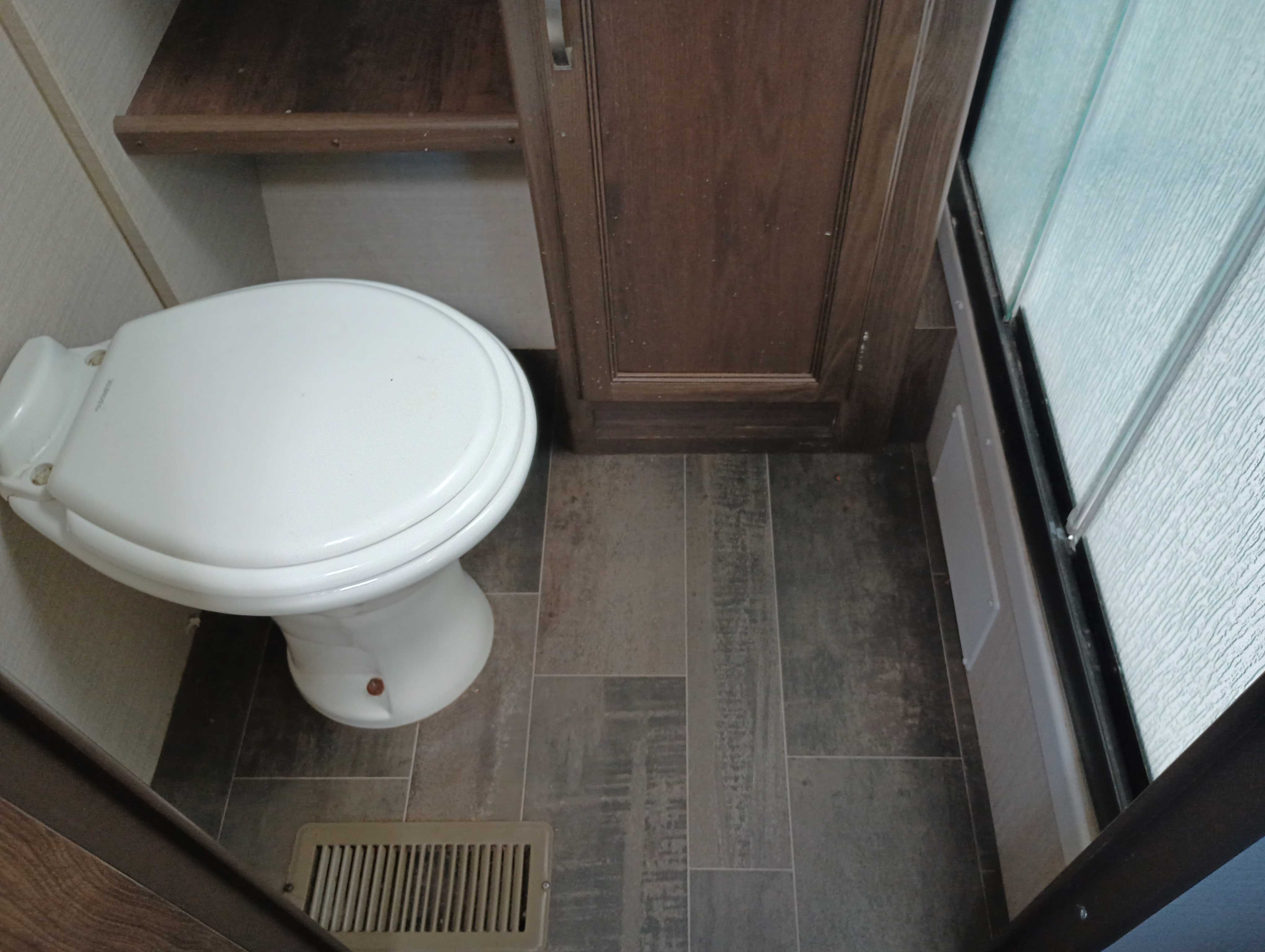 2019 Keystone Bullet UL 212RBSWE - Image 11