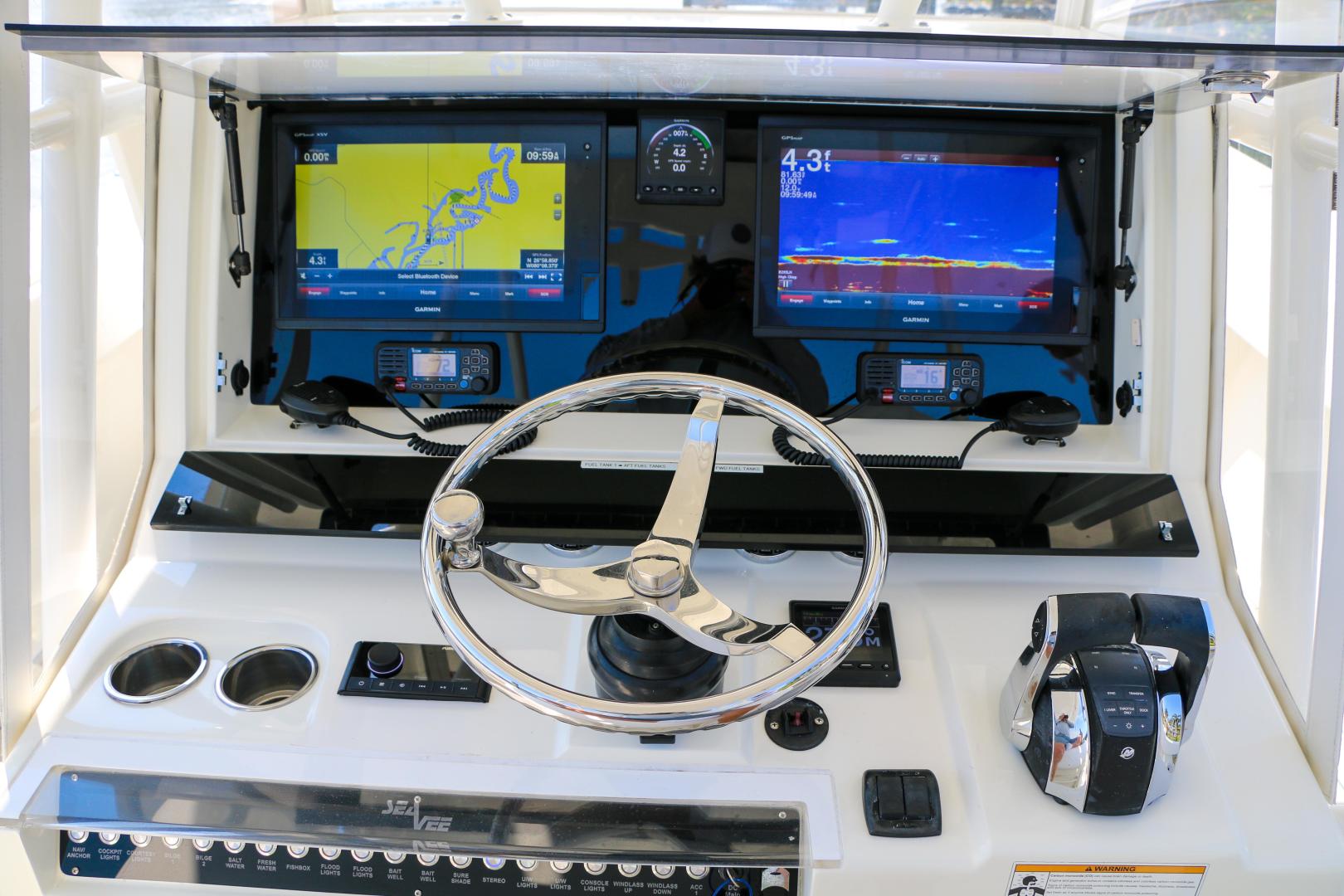 2016 SeaVee 390Z - Image 3