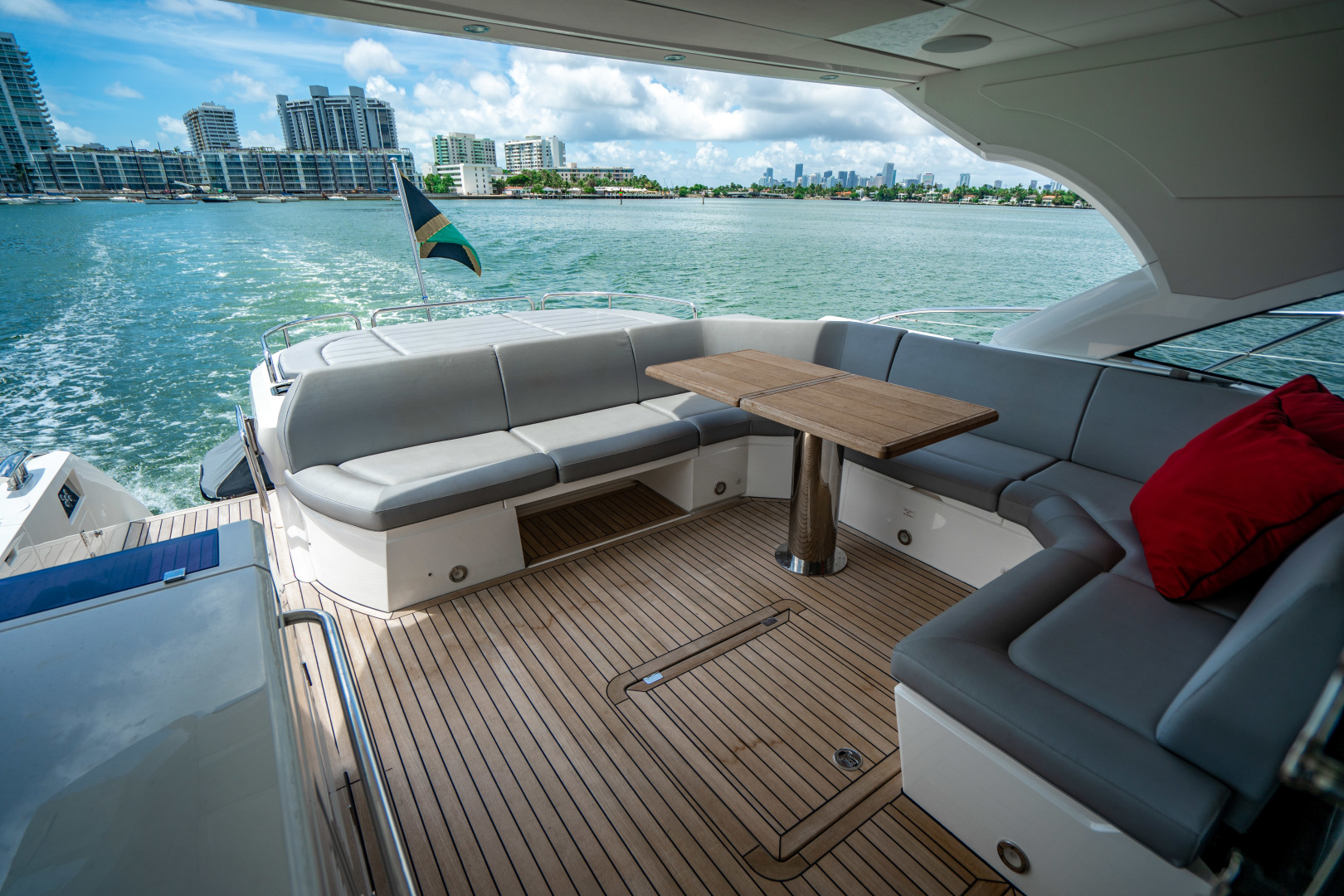 2019 Sunseeker Predator - Image 19