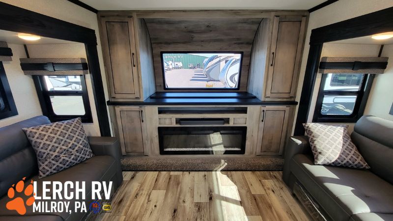 2022 KZ RV Durango Gold G387FLF - Image 19
