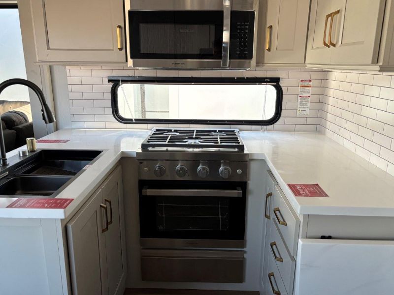 2026 Grand Design Influence 3904BH - Image 12