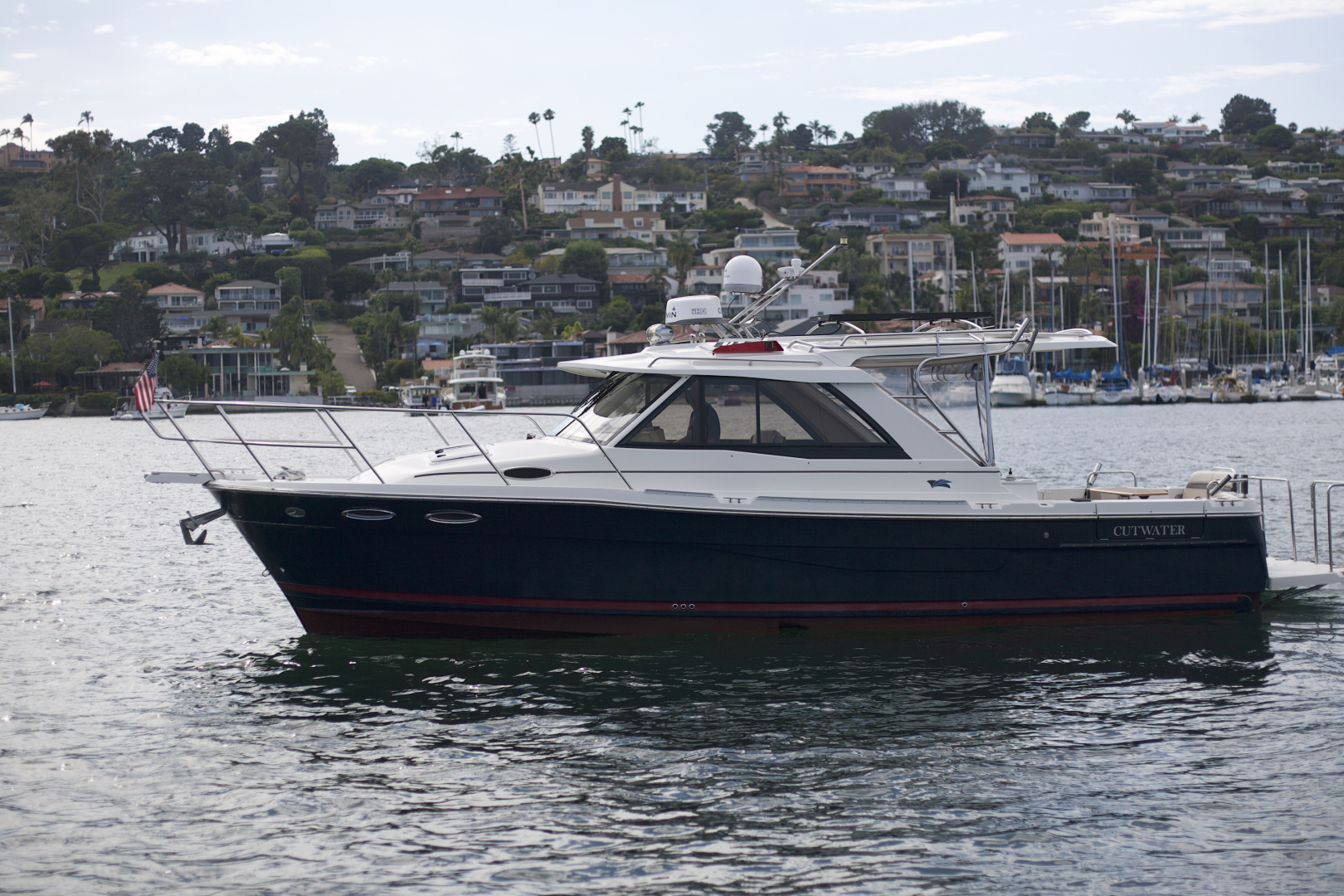 2015 Cutwater 30 Sedan - Image 30