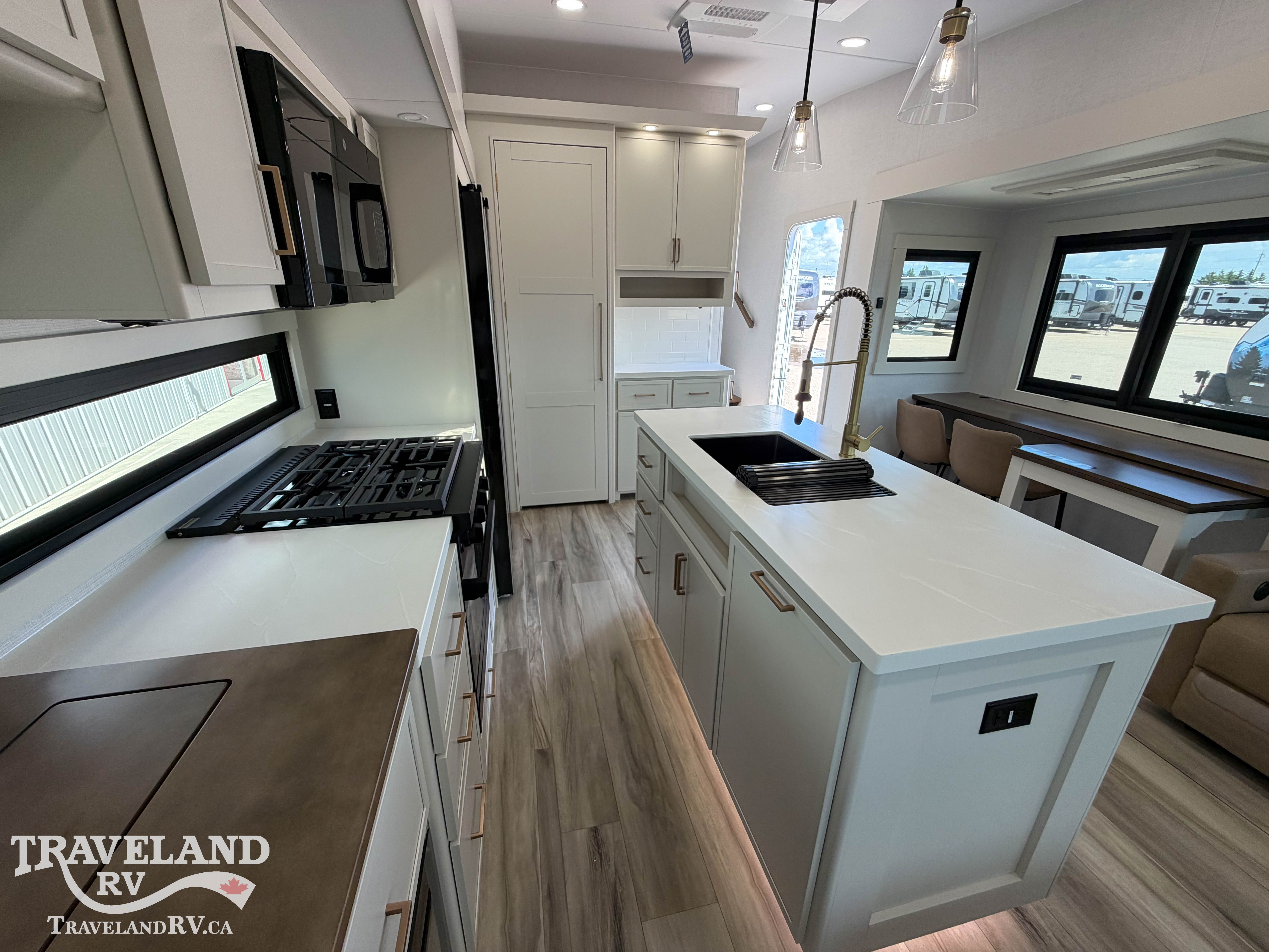 2027 Brinkley RV Model Z 3610 - Image 12