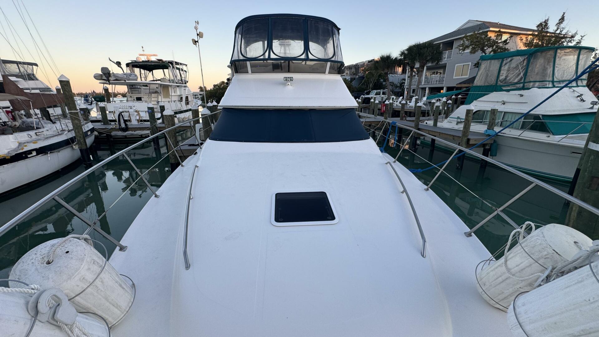 2000 Sea Ray 420 Aft Cabin - Image 60