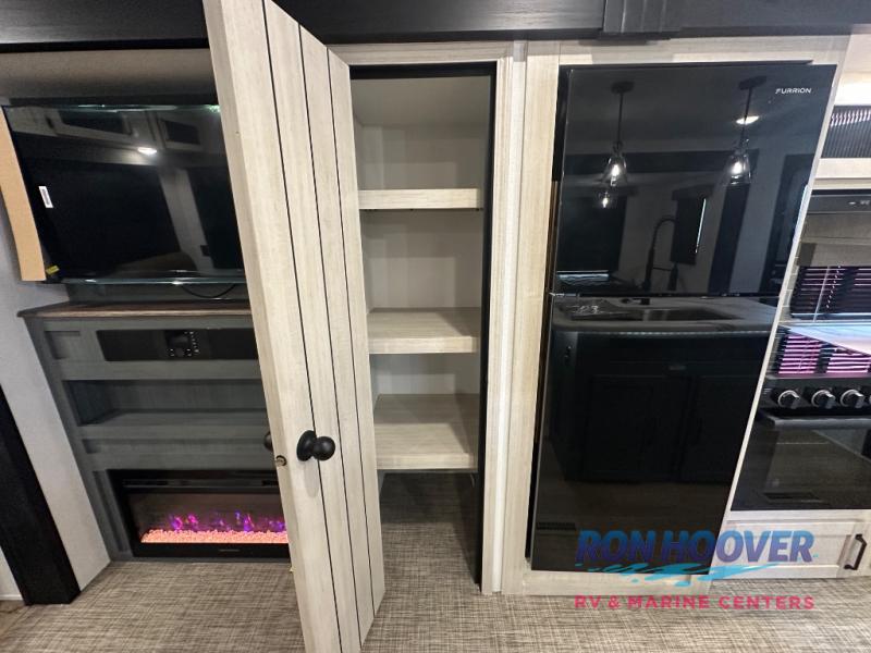 2026 PALOMINO 31RLQS - Image 26