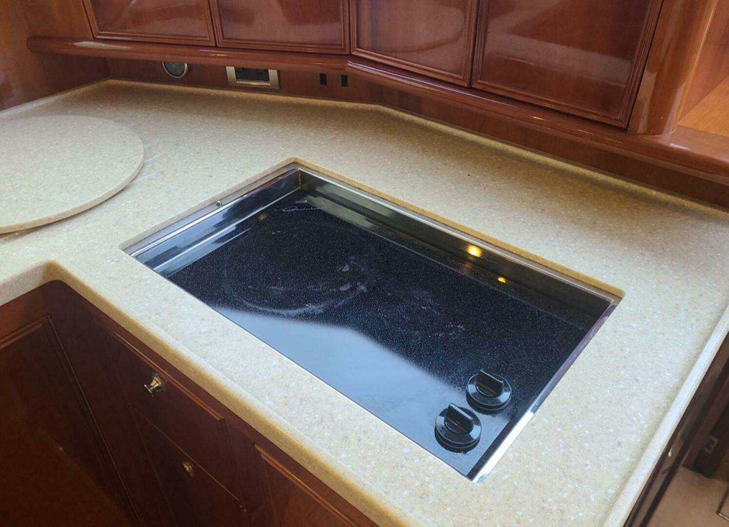 2009 Riviera 47 Enclosed Flybridge Series II - Image 26