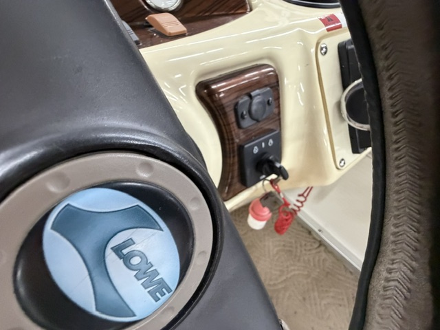 2003 LOWE SUNCRUISER TRINDAD 222 - Image 28