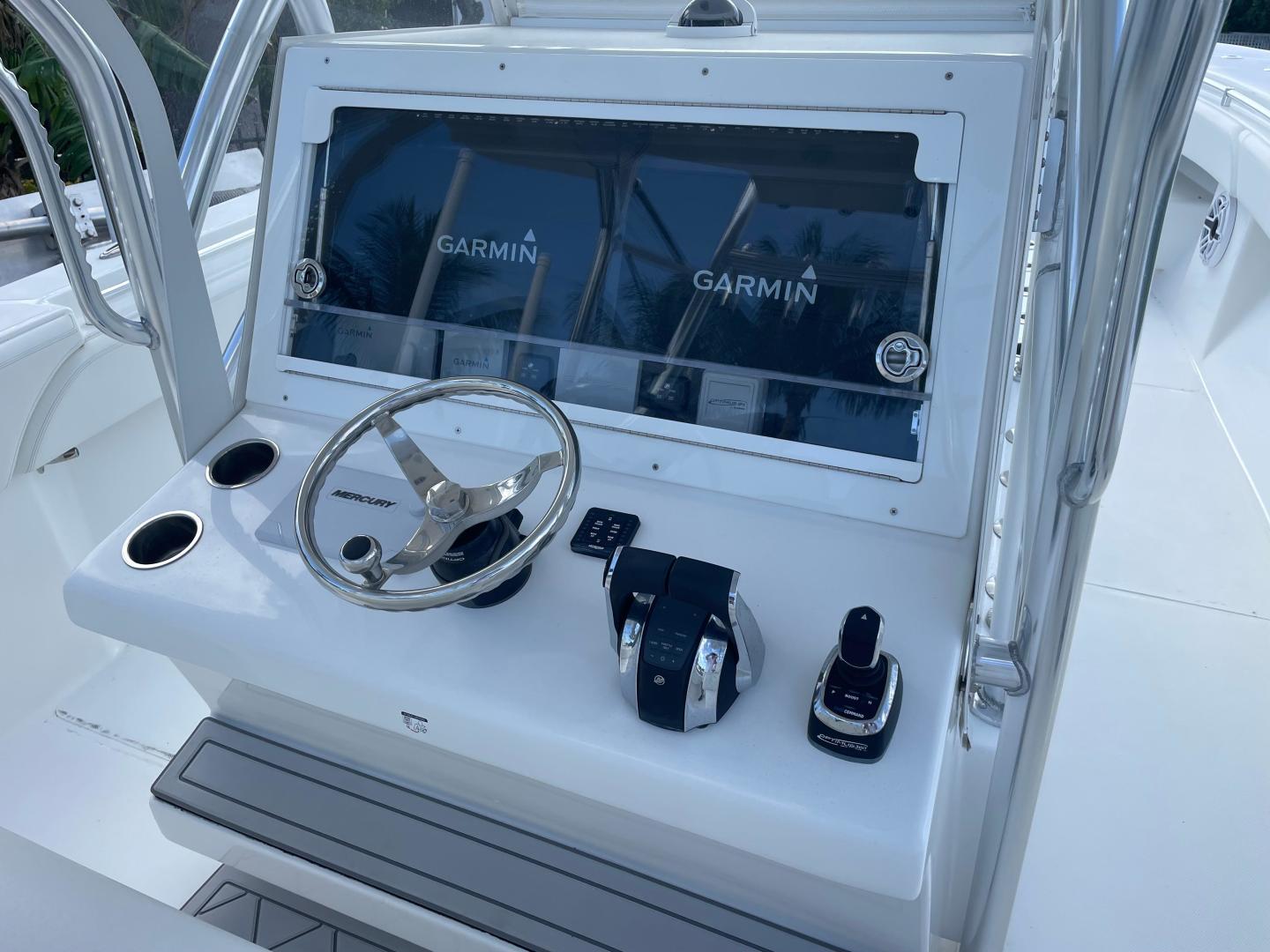 2022 SeaHunter 39 - Image 18