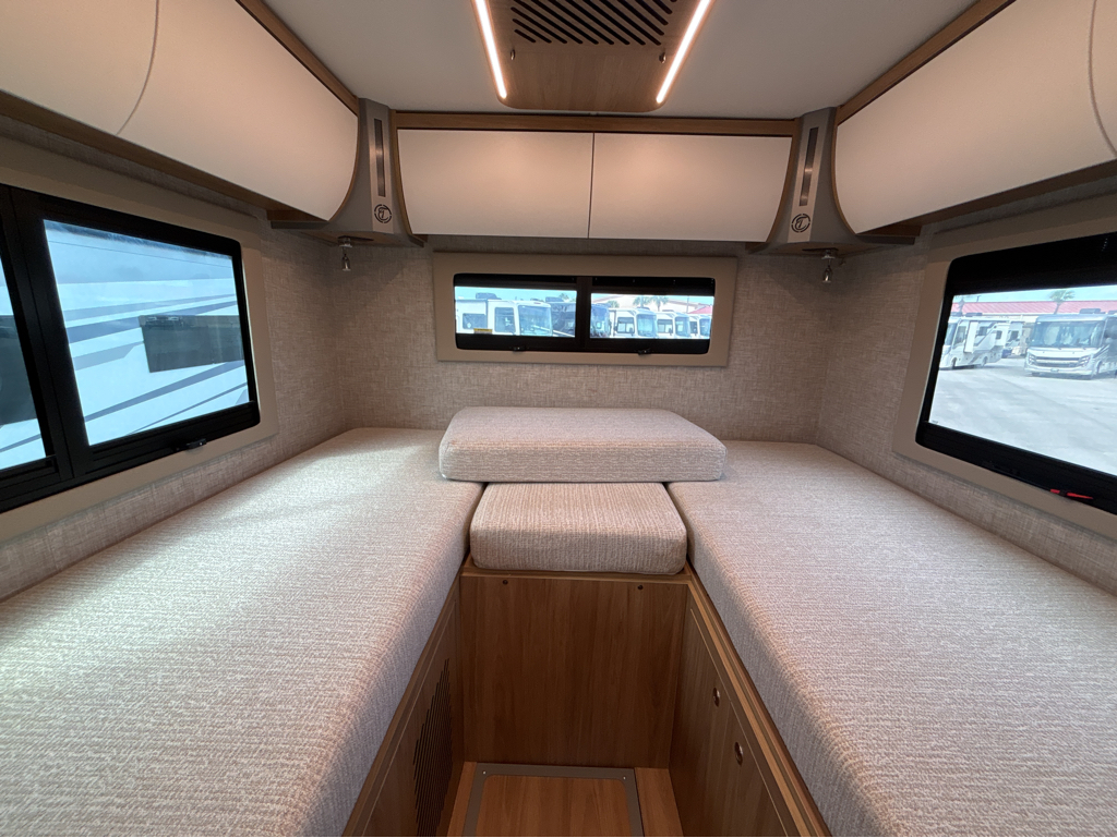 2026 TIFFIN WAYFARER 25 XLW - Image 19