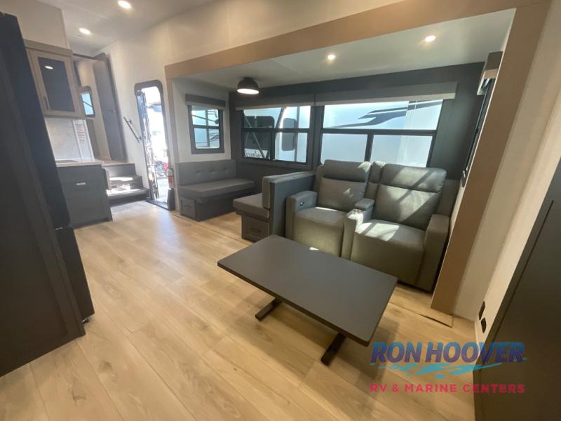 2026 FOREST RIVER 405SBH - Image 27