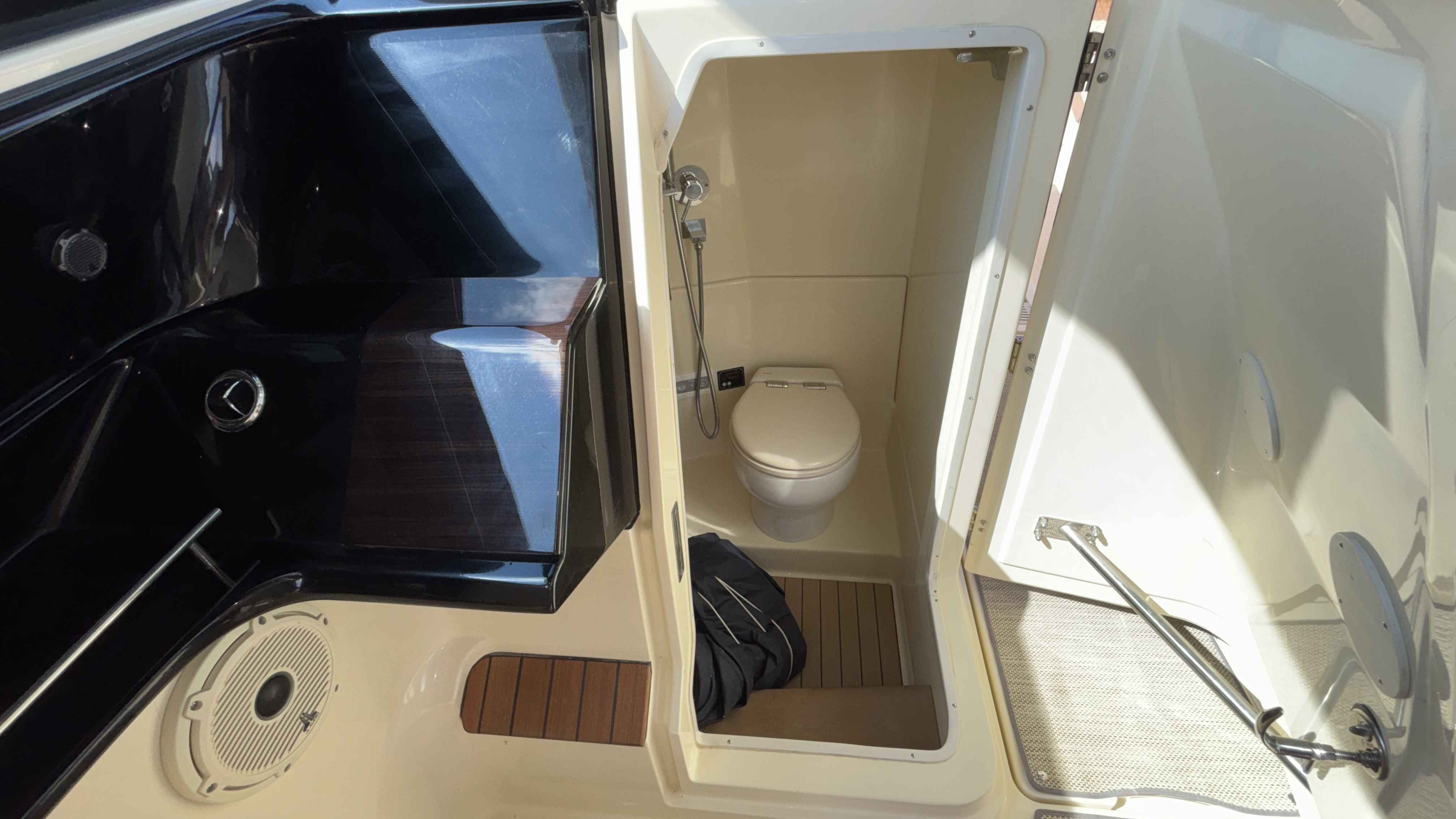 2021 Chris Craft 35 Calypso - Image 50