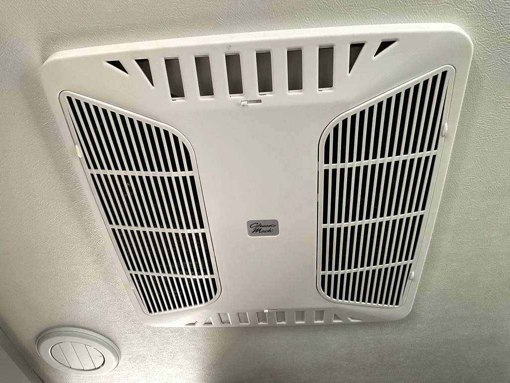 2026 JAYCO Jay Feather 29 BHB - Image 33