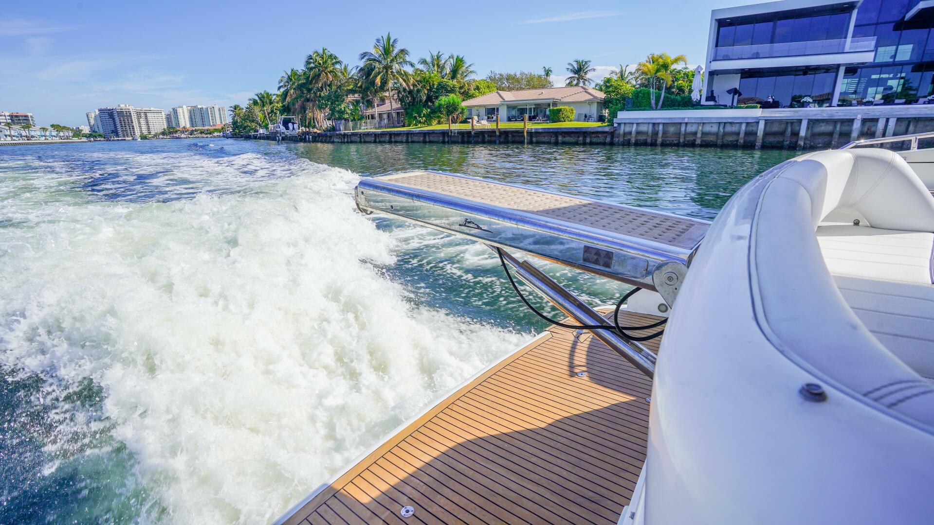 2009 Fairline - Image 10