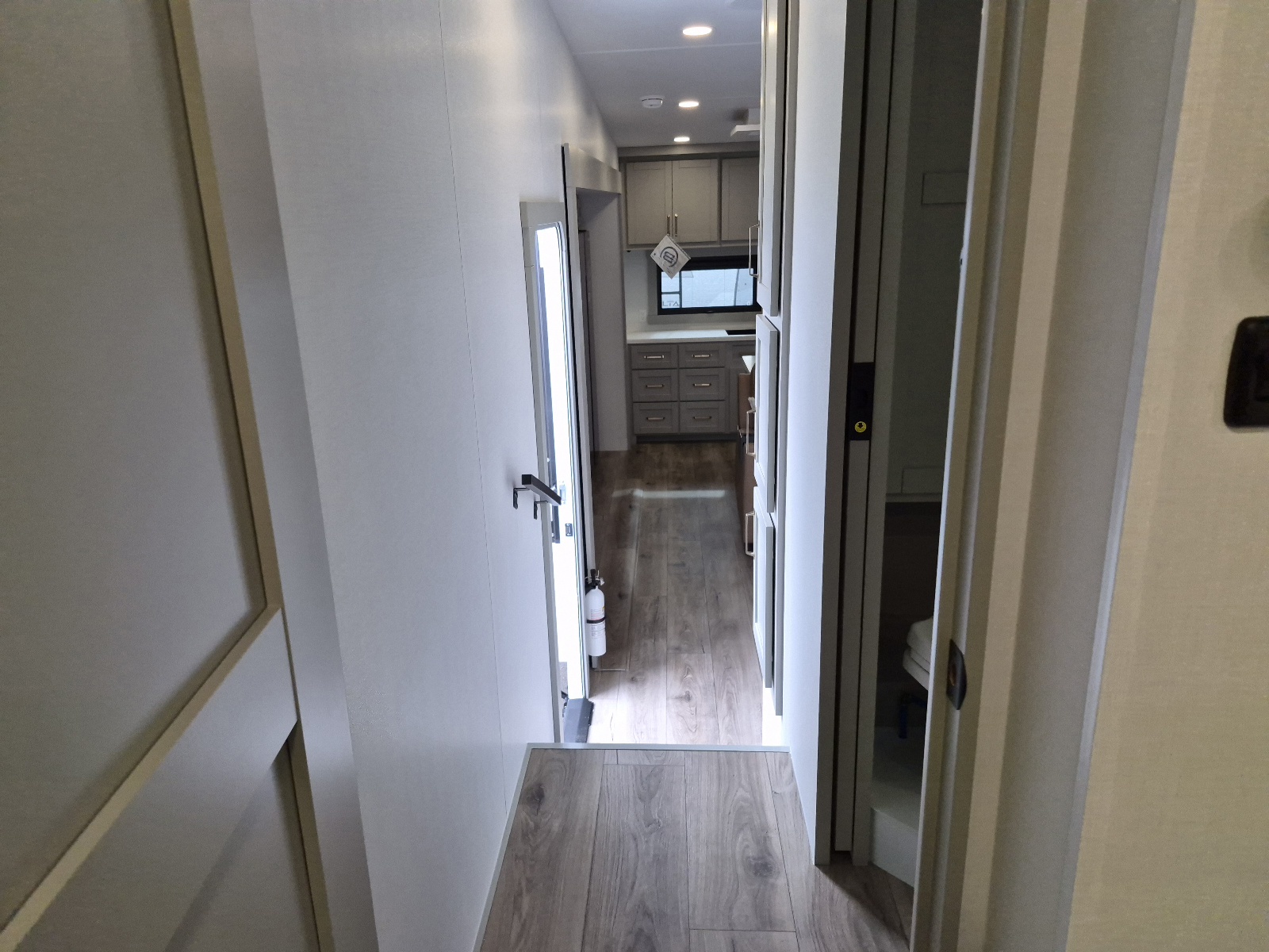 2026 Brinkley RV Model Z 3200 - Image 18