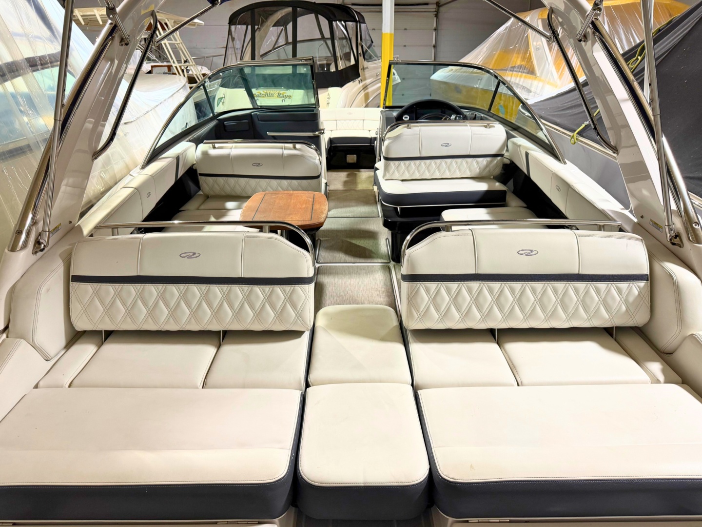 2019 Regal 2800 Bowrider - Image 13