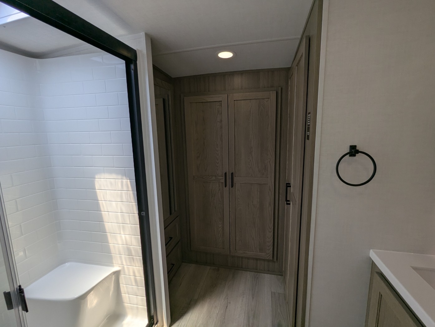 2026 Forest River Rockwood Signature 401SFB - Image 14