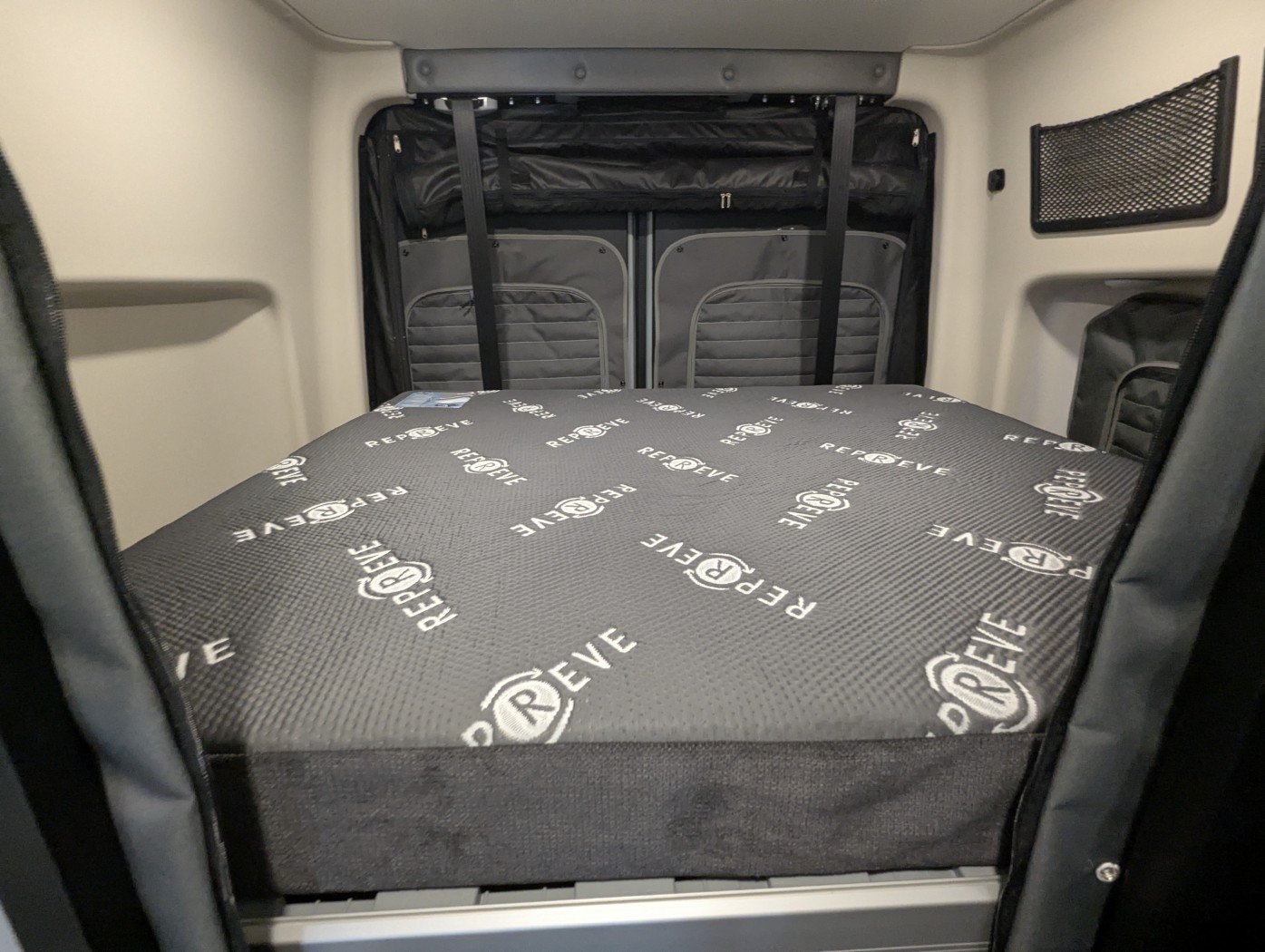 2026 Winnebago Revel 44E - Image 23