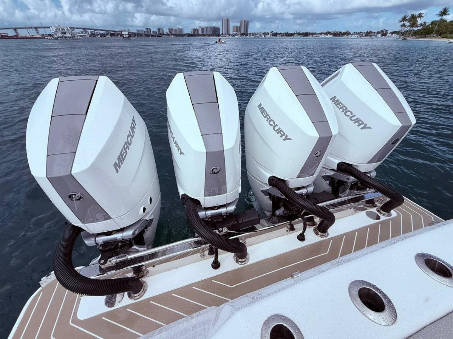 2006 Carver 43 Motor Yacht - Image 106