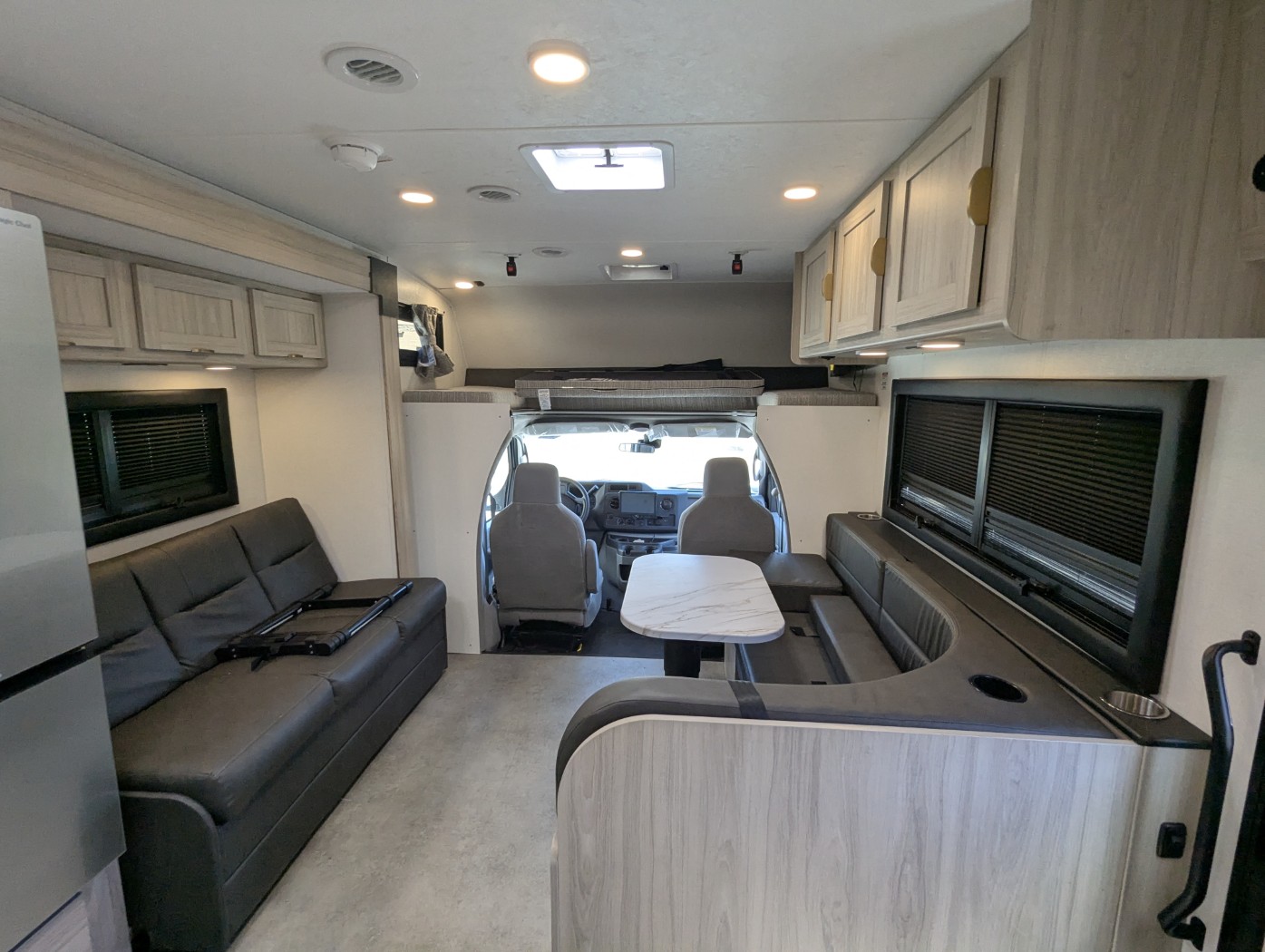 2027 Coachmen Cross Trail 26XG - Image 26