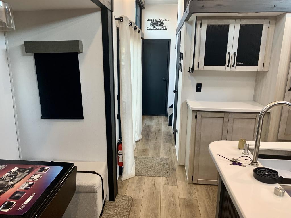 2026 Palomino Puma 402LFT - Image 56