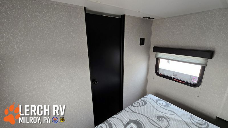 2022 Forest River Cherokee Grey Wolf 23MK - Image 21