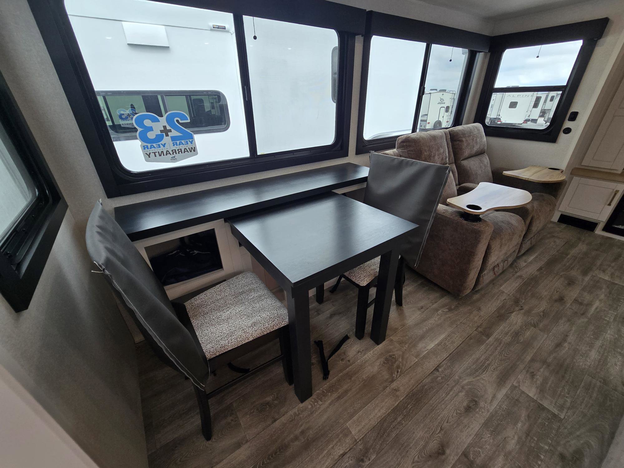 2026 JAYCO EAGLE 335LSTS - Image 16